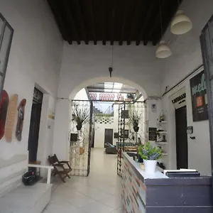 El Petate Hostal